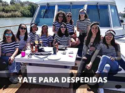 Una idea para una despedida de soltera en Sevilla es contratar un yate por el Guadalquivir Una idea para una despedida de soltera en Sevilla es contratar un yate por el Guadalquivir